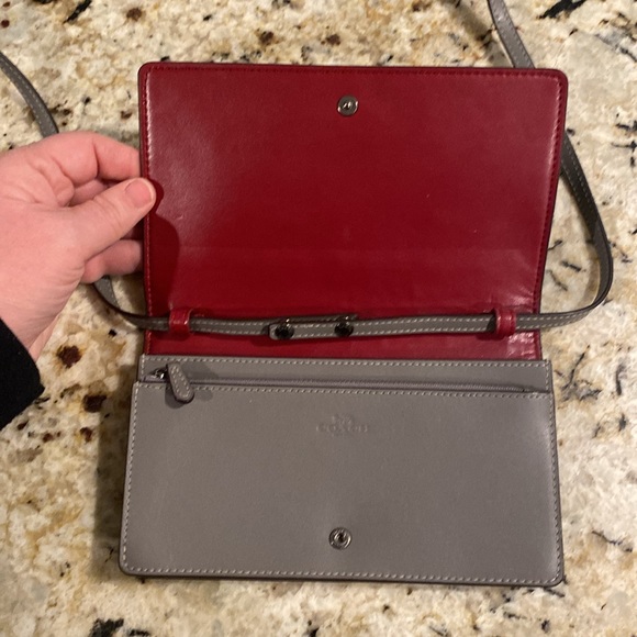 Coach Wallet on a Chain - Picture 6 of 8